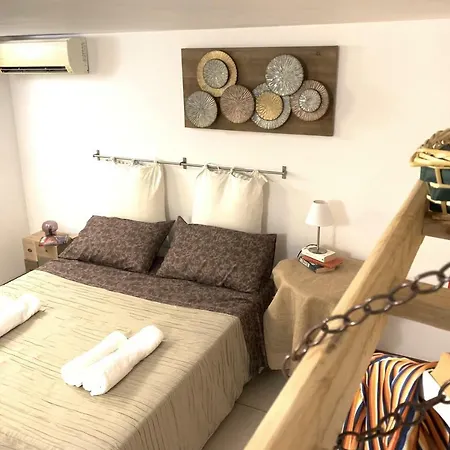 Azzurra Flat Center דירה *