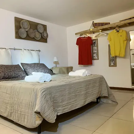 Azzurra Flat Center דירה בארי