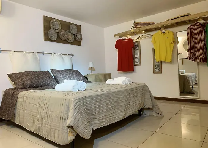 Azzurra Flat Center Daire Bari