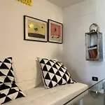 Azzurra Flat Center * Bari