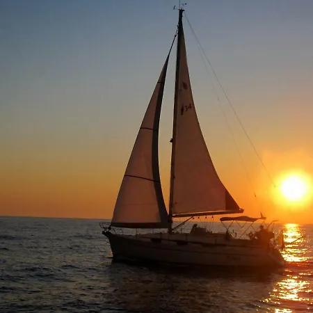 Azzurra Flat Center Μπάρι