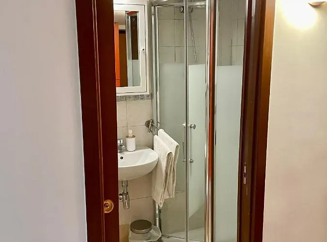 Azzurra Flat Center アパート